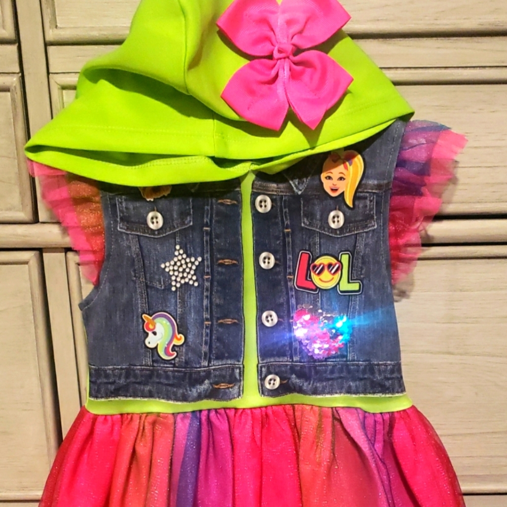 Jojo Siwa costume/dress